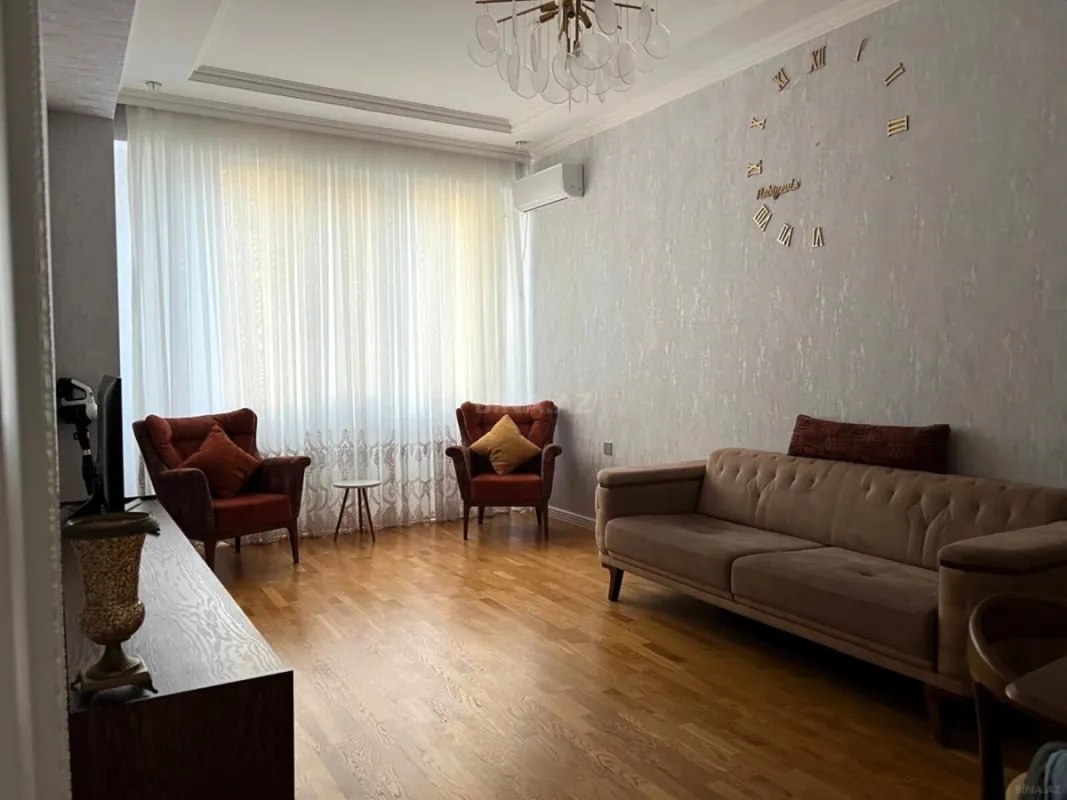 Satılır 2 otaqlı mənzil 80 m²