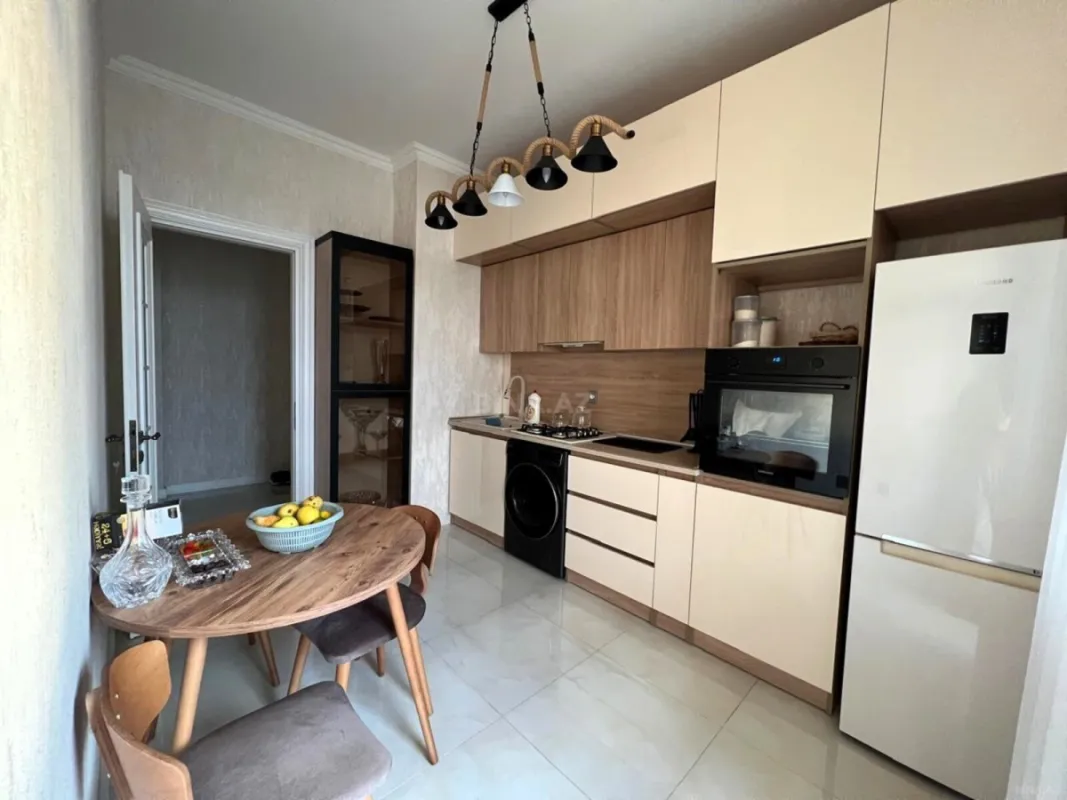 Satılır 2 otaqlı mənzil 80 m²