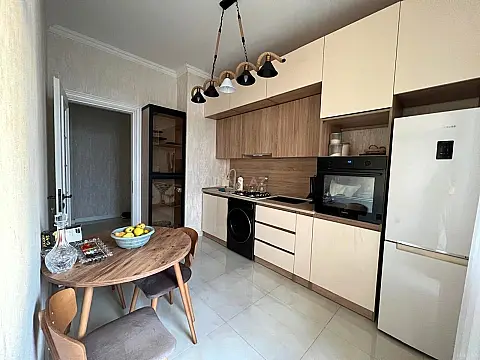Satılır 2 otaqlı mənzil 80 m²
