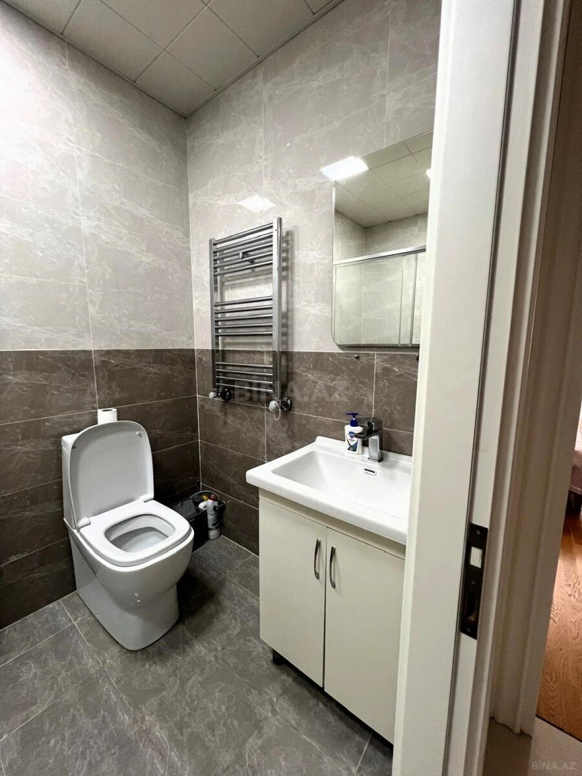 Satılır 2 otaqlı mənzil 80 m²