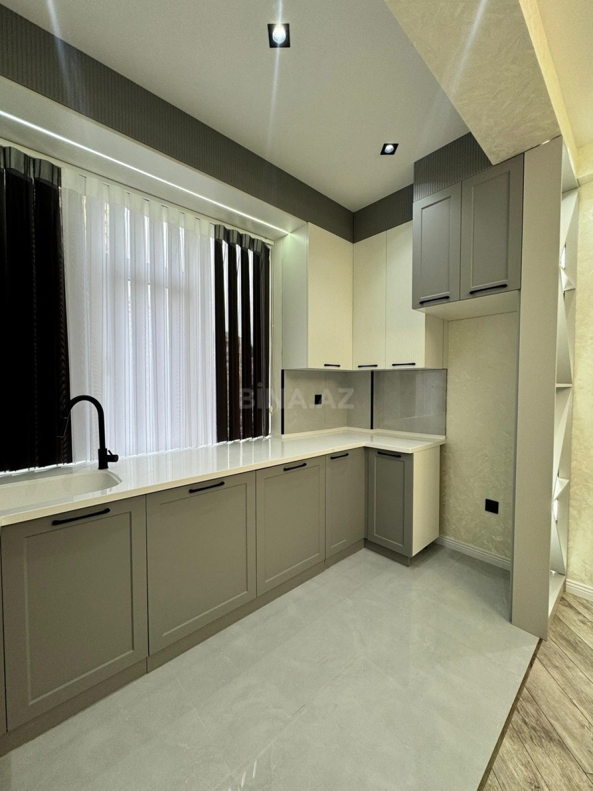 Satılır 3 otaqlı mənzil 88 m²