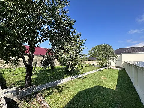 Kirayə verilir 3 otaqlı həyət evi 200 m²