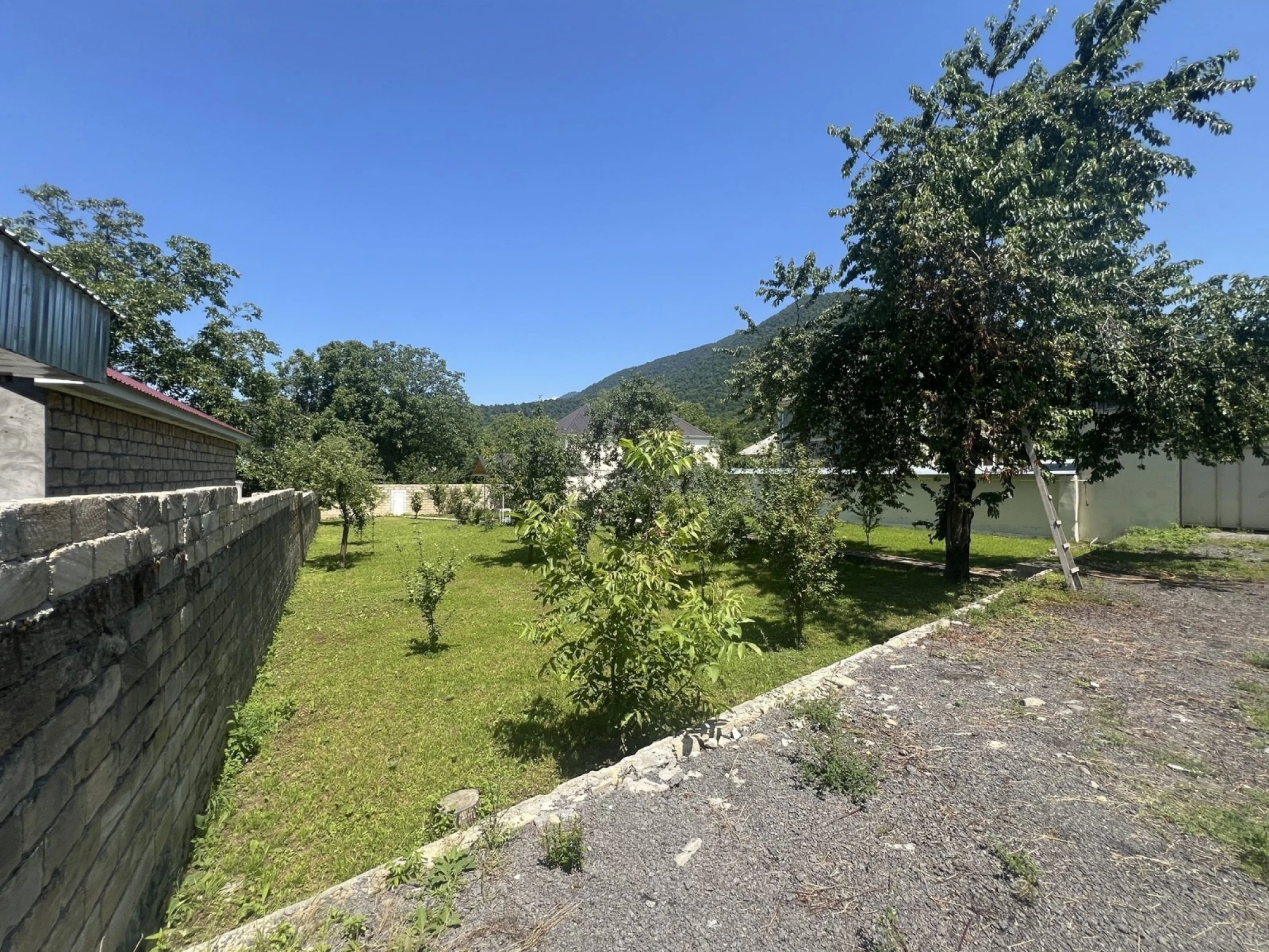 Kirayə verilir 3 otaqlı həyət evi 200 m²