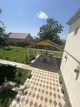 Kirayə verilir 3 otaqlı həyət evi 200 m²