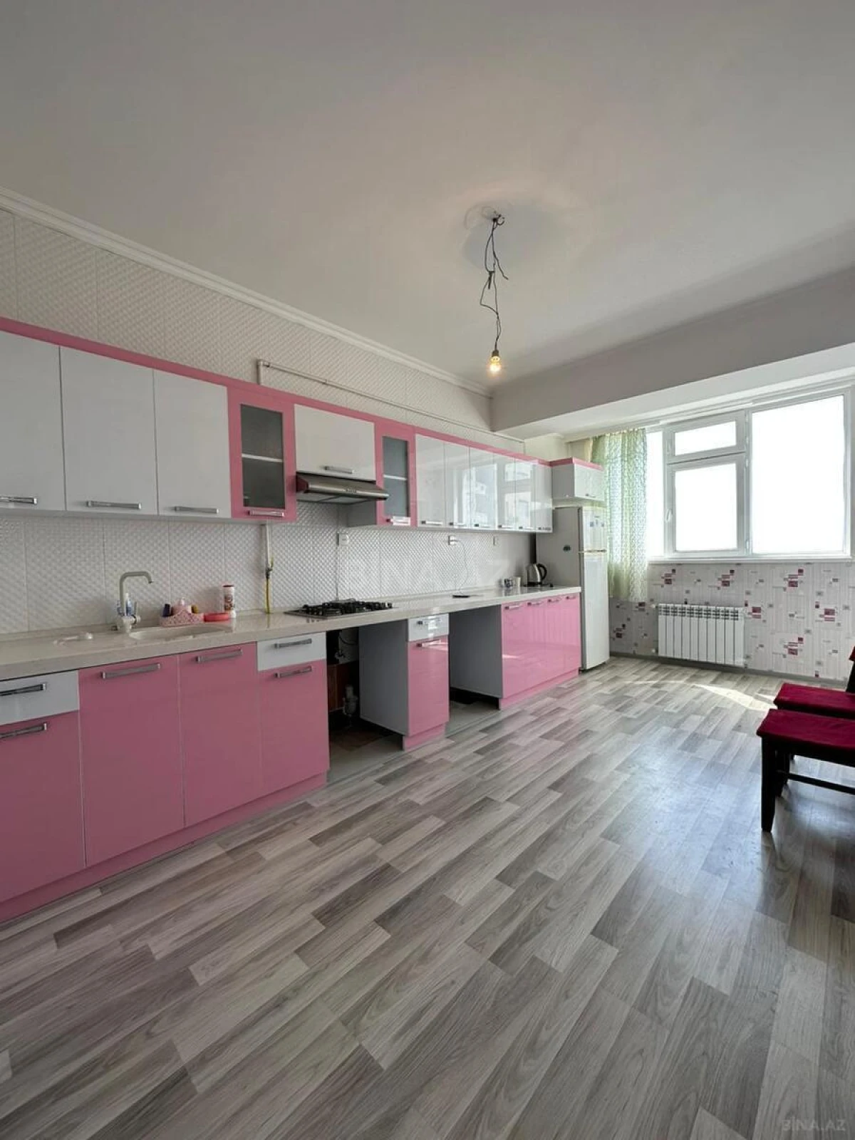 Satılır 3 otaqlı mənzil 120 m²