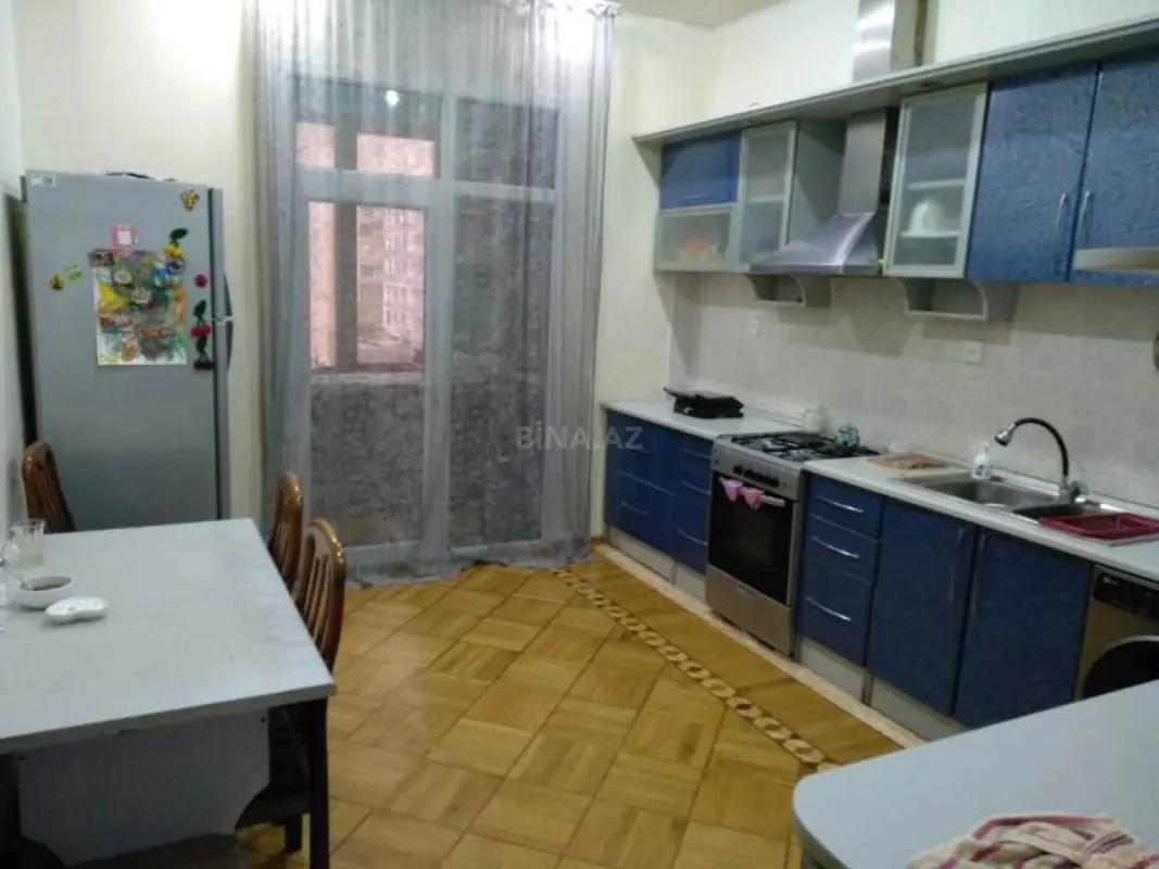 Satılır 3 otaqlı mənzil 77 m²