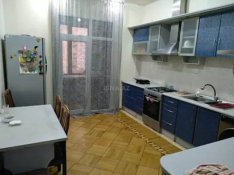 Satılır 3 otaqlı mənzil 77 m²