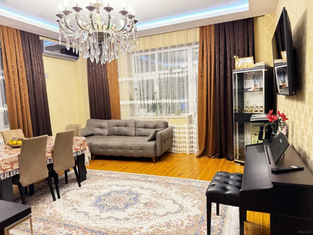 Satılır 3 otaqlı mənzil 77 m²