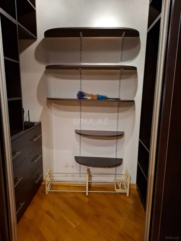 Kirayə verilir 3 otaqlı mənzil 120 m²