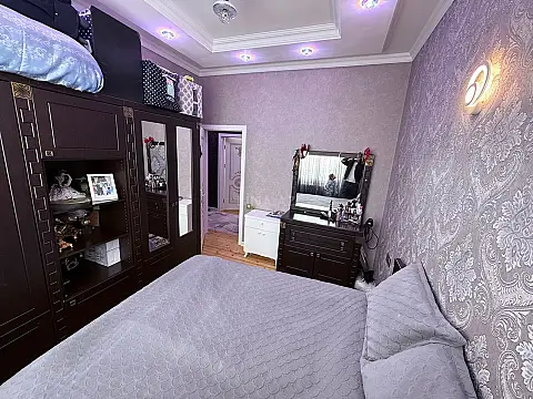 Satılır 3 otaqlı həyət evi 100 m²