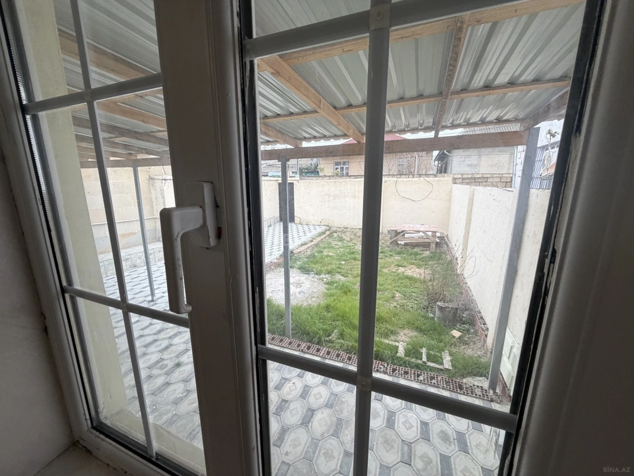 Satılır 3 otaqlı həyət evi 66 m²
