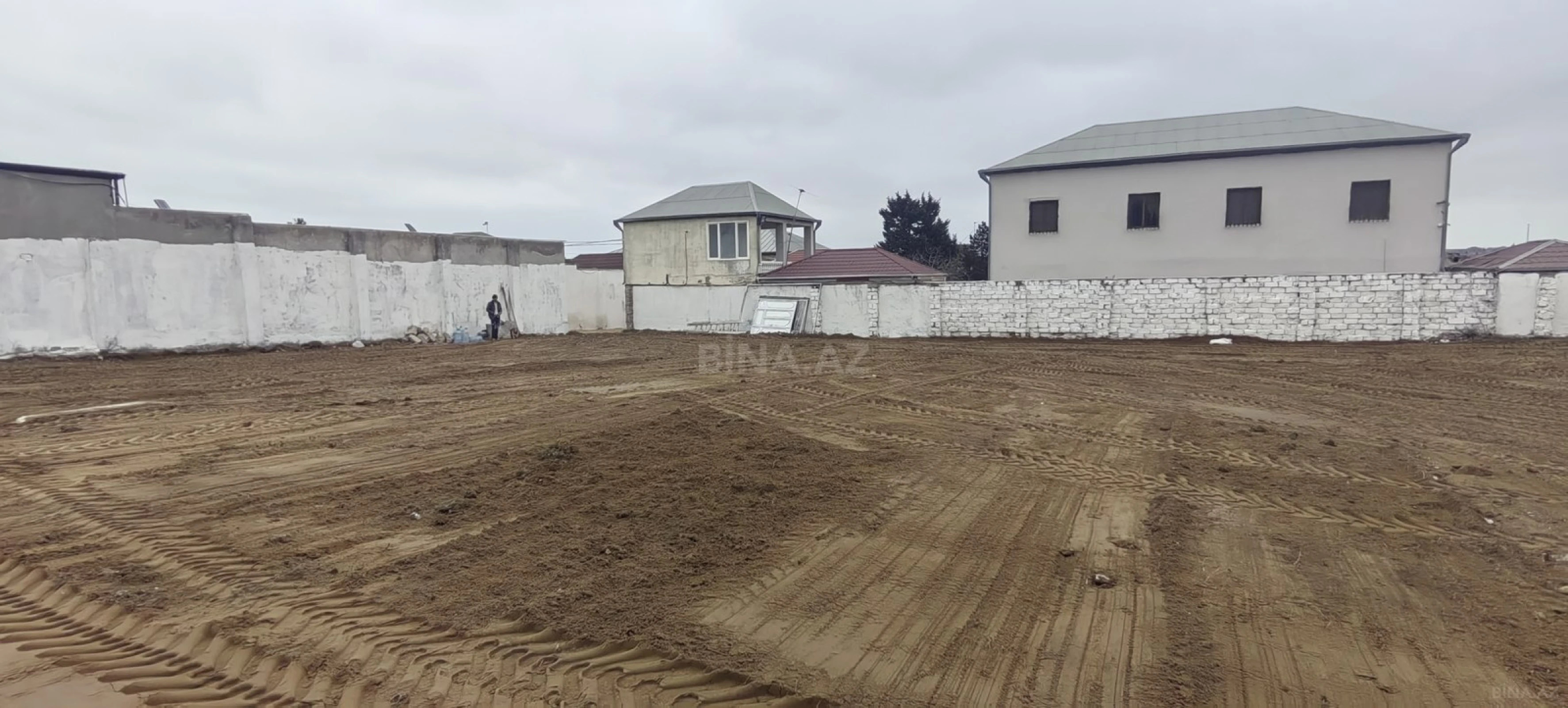 Satılır torpaq sahəsi 12 m²