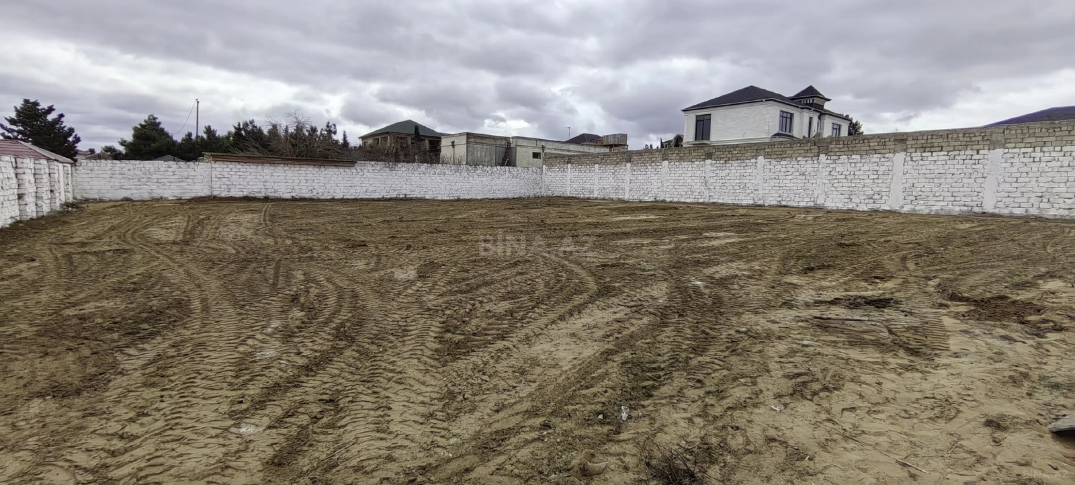 Satılır torpaq sahəsi 12 m²