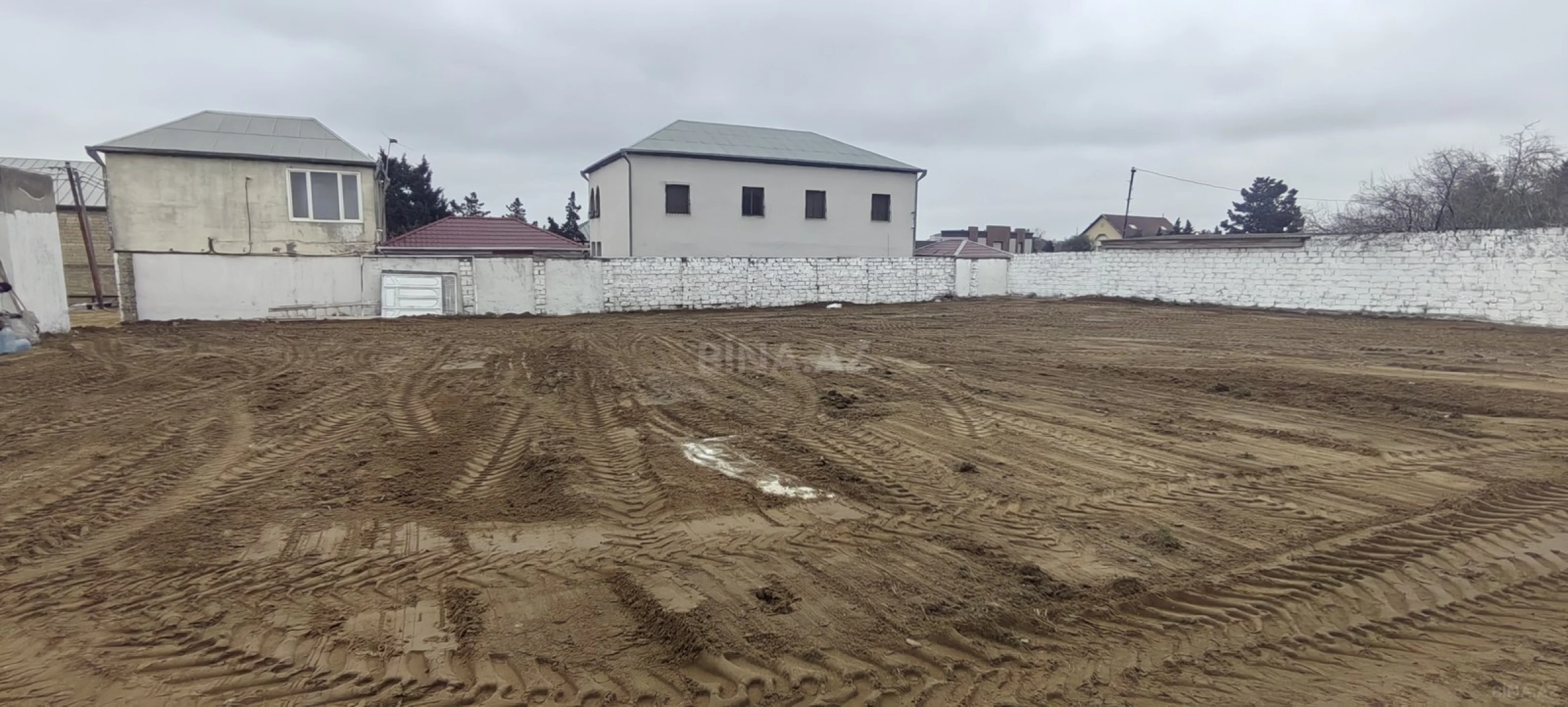 Satılır torpaq sahəsi 12 m²