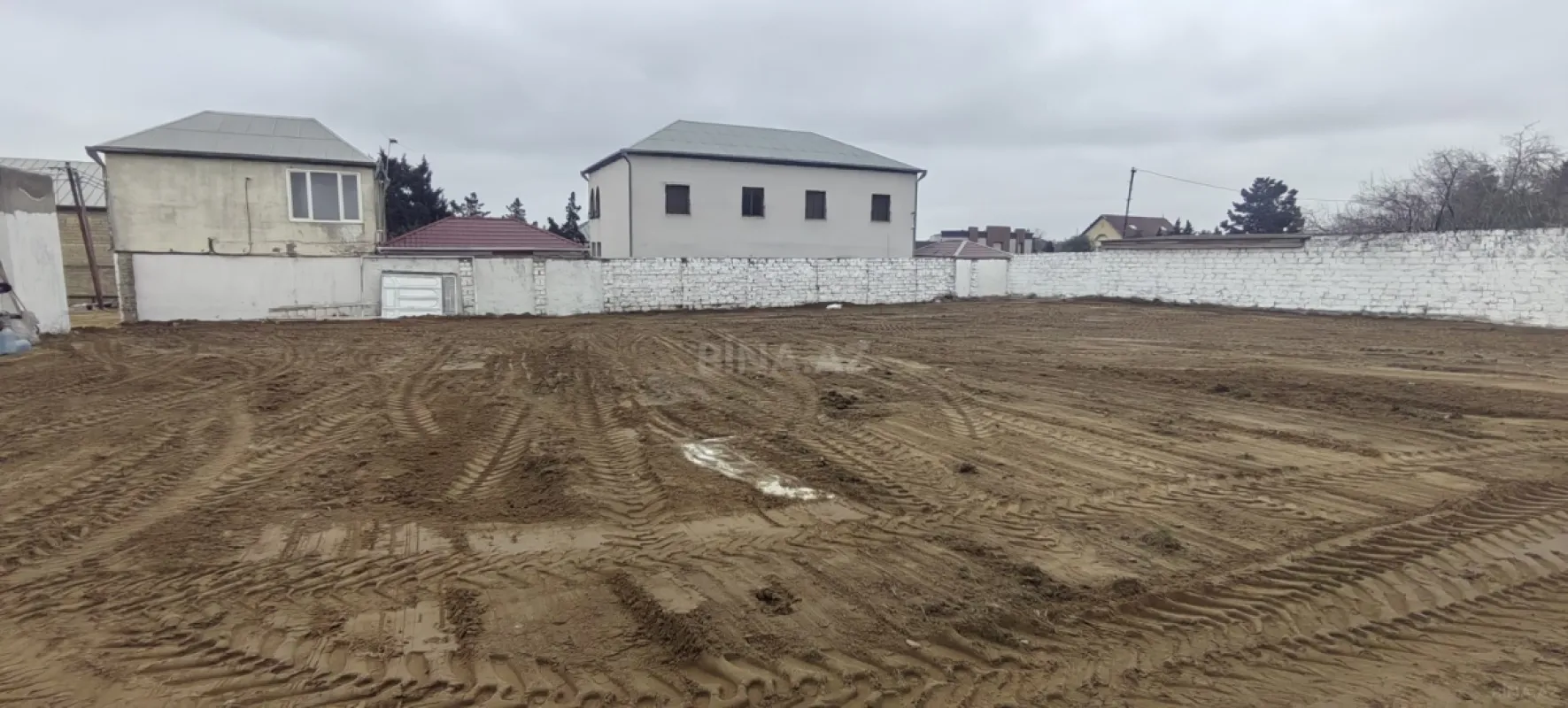 Satılır torpaq sahəsi 12 m²