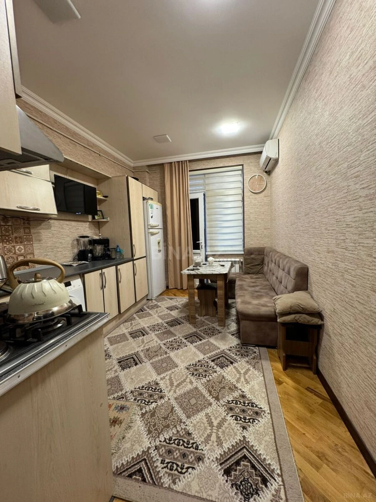 Satılır 2 otaqlı mənzil 72 m²