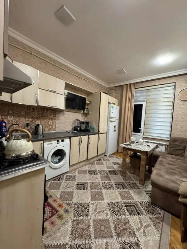 Satılır 2 otaqlı mənzil 72 m²