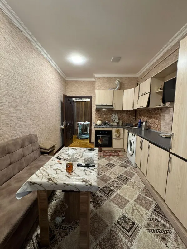 Satılır 2 otaqlı mənzil 72 m²