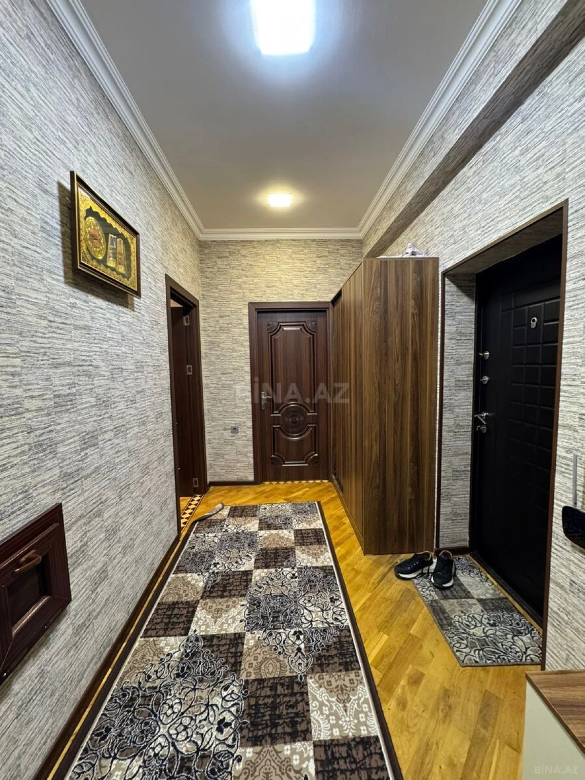 Satılır 2 otaqlı mənzil 72 m²