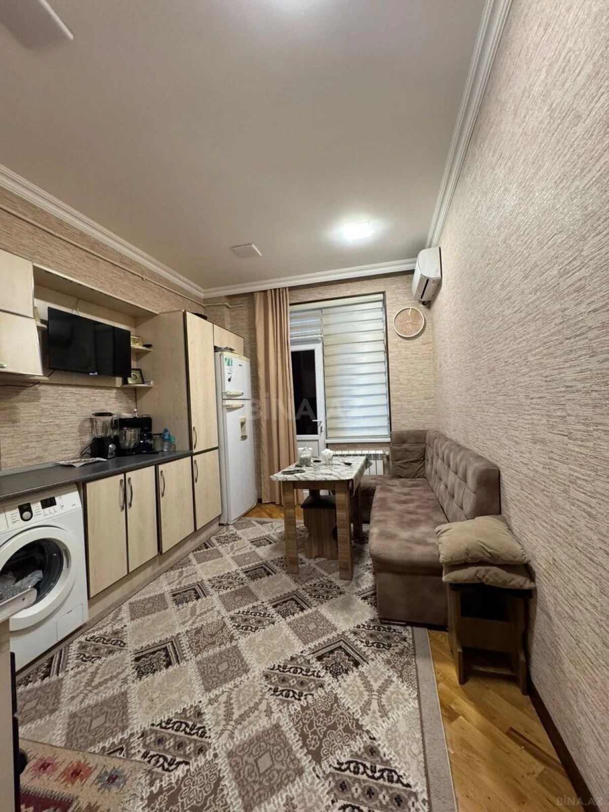 Satılır 2 otaqlı mənzil 72 m²