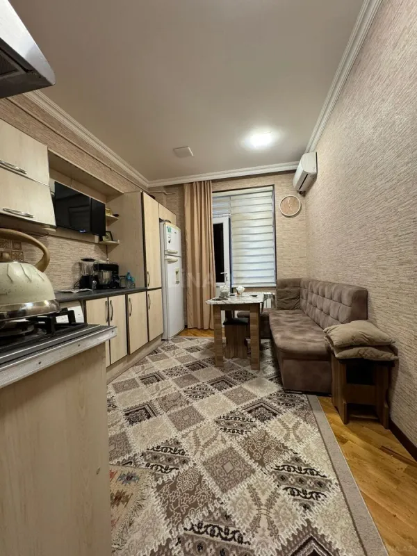 Satılır 2 otaqlı mənzil 72 m²