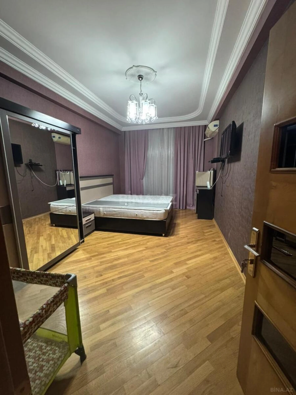 Satılır 3 otaqlı mənzil 115 m²