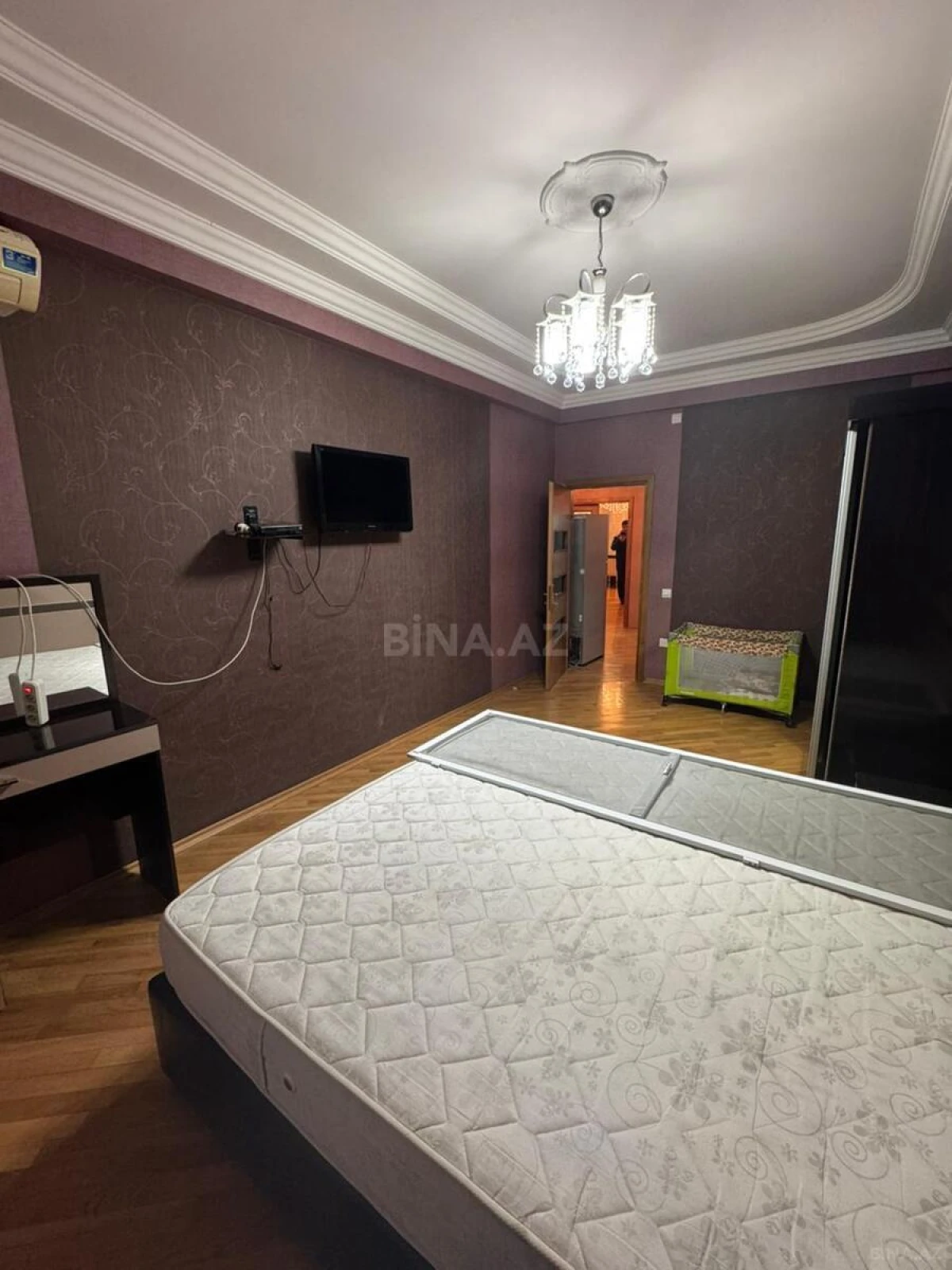 Satılır 3 otaqlı mənzil 115 m²
