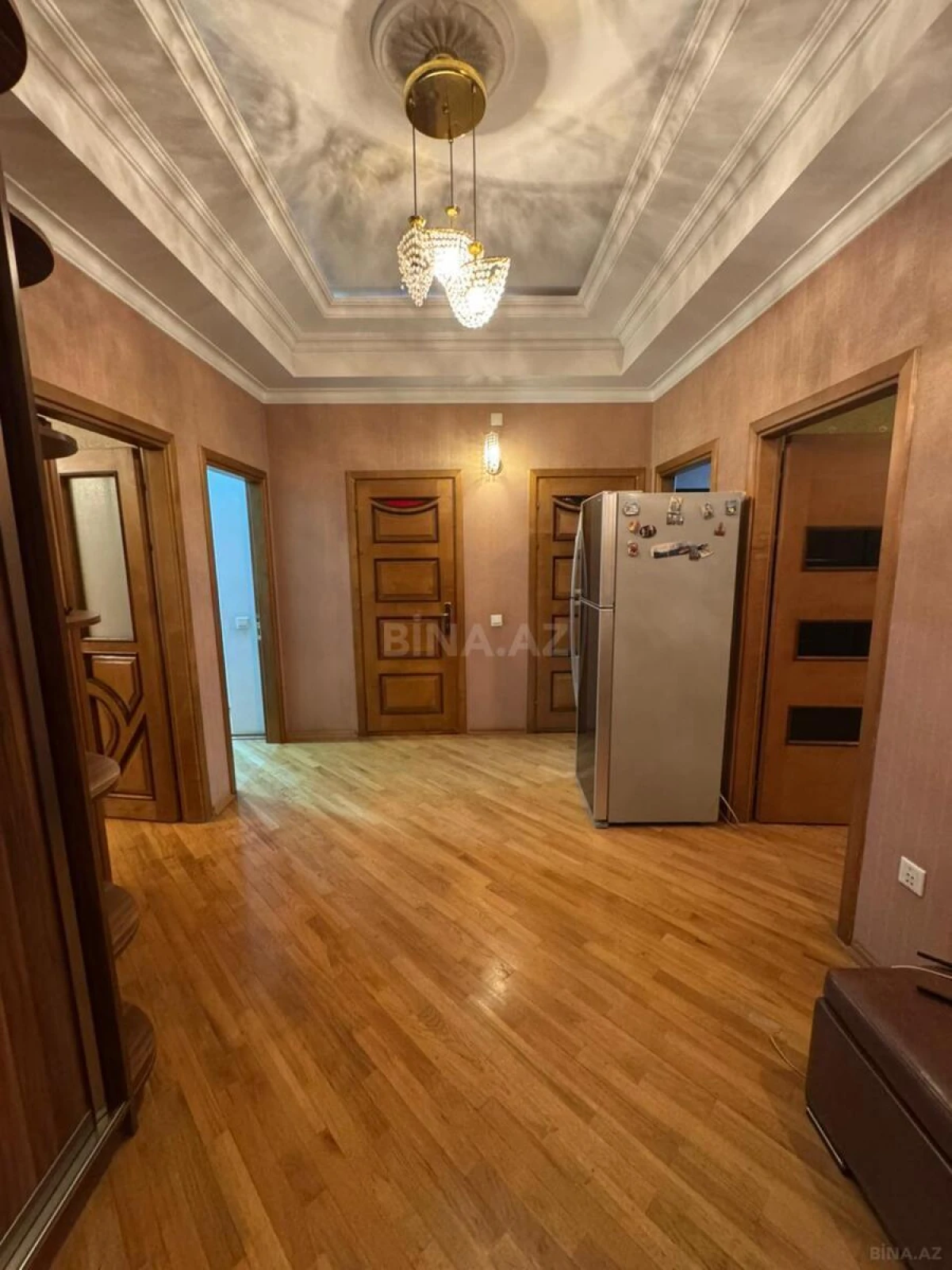 Satılır 3 otaqlı mənzil 115 m²