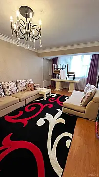 Kirayə verilir 2 otaqlı mənzil 65 m²