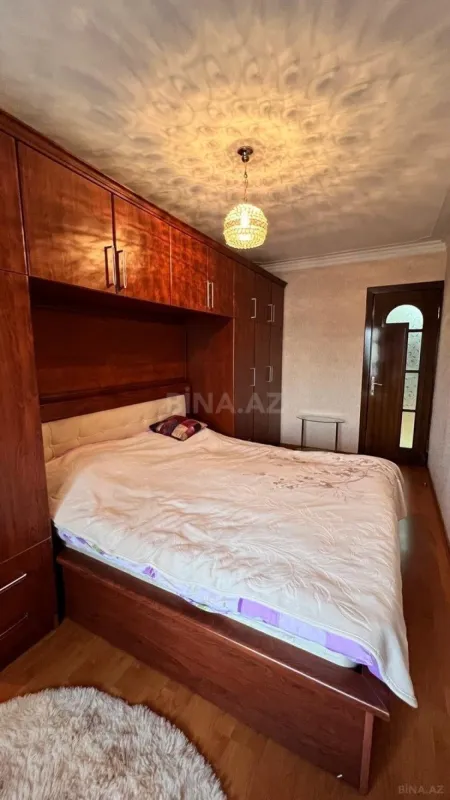 Kirayə verilir 2 otaqlı mənzil 65 m²