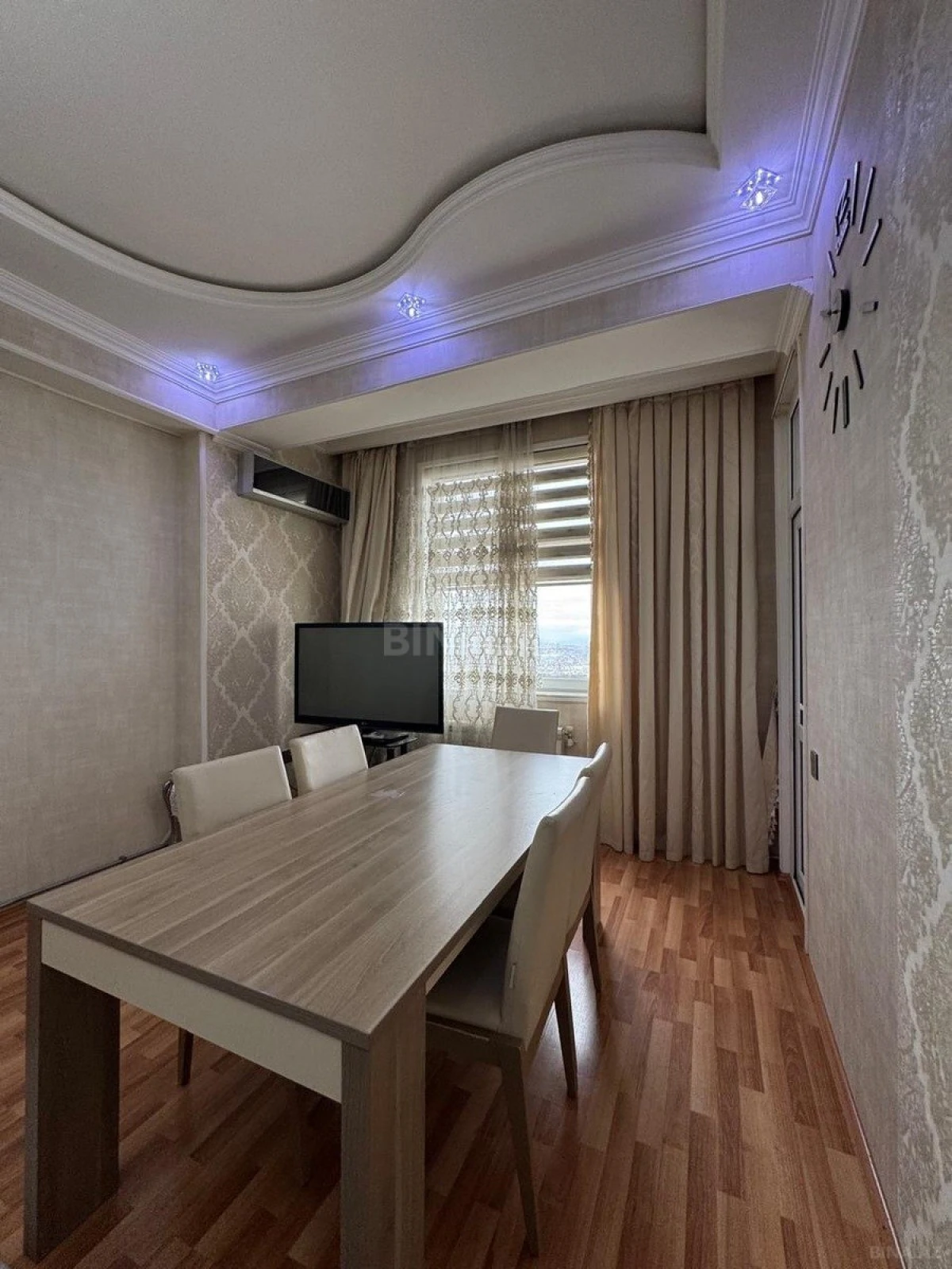 Satılır 2 otaqlı mənzil 55 m²