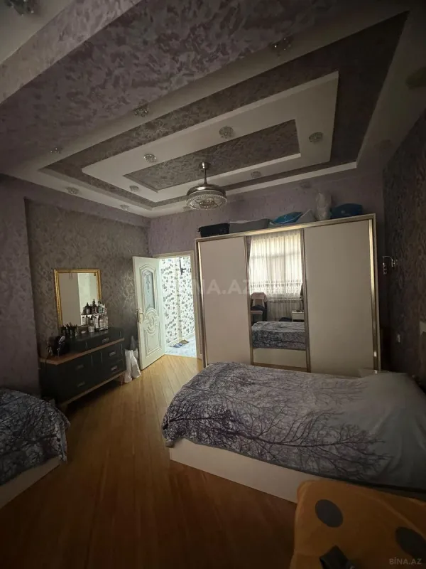 Satılır 3 otaqlı mənzil 128 m²