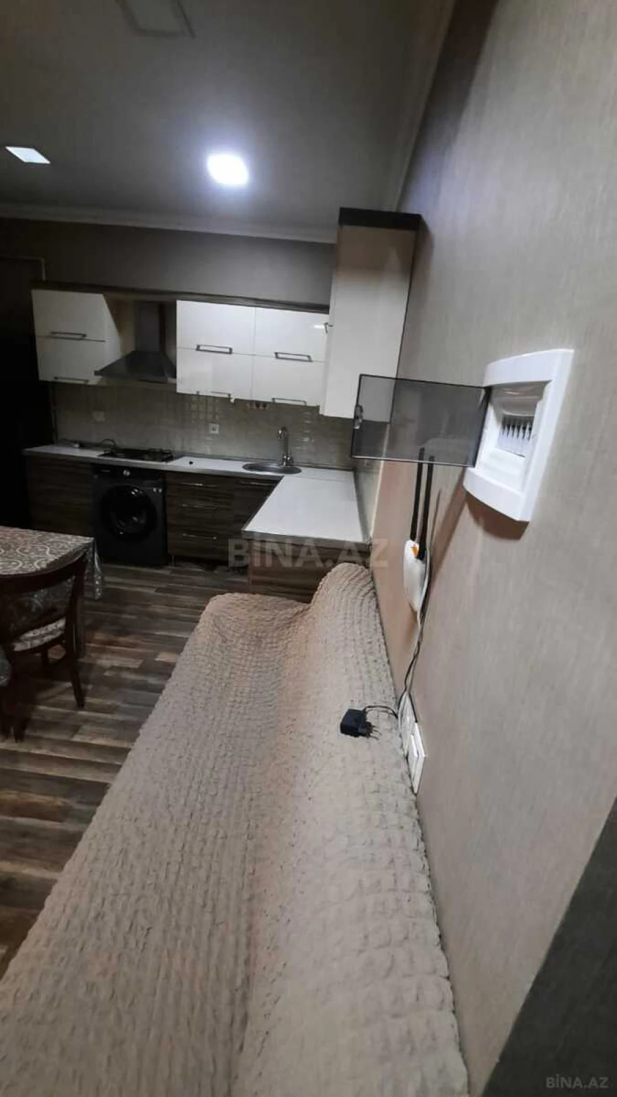 Satılır 2 otaqlı mənzil 65 m²