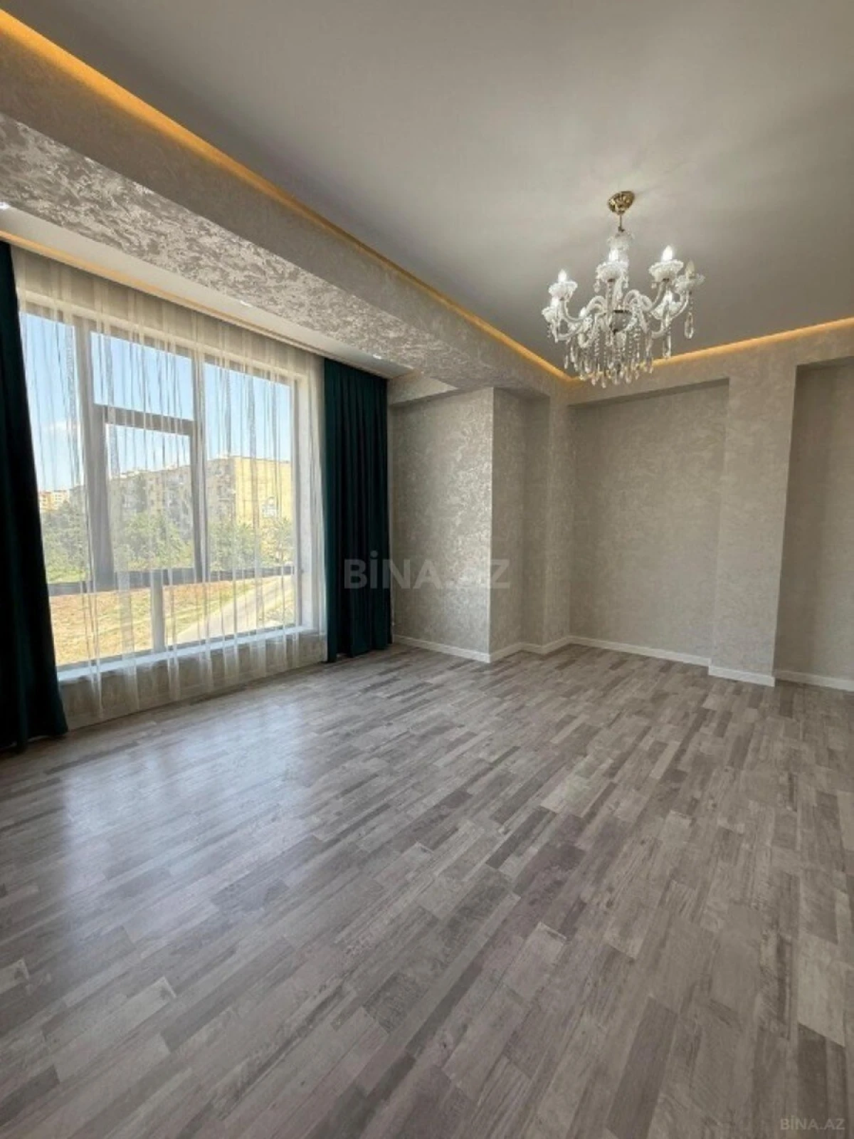 Satılır 7 otaqlı həyət evi 750 m²