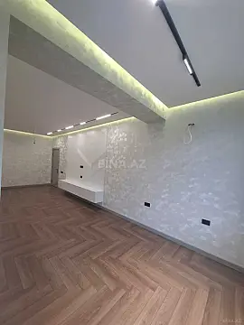 Satılır 4 otaqlı mənzil 145 m²
