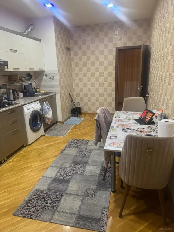 Satılır 3 otaqlı mənzil 92 m²