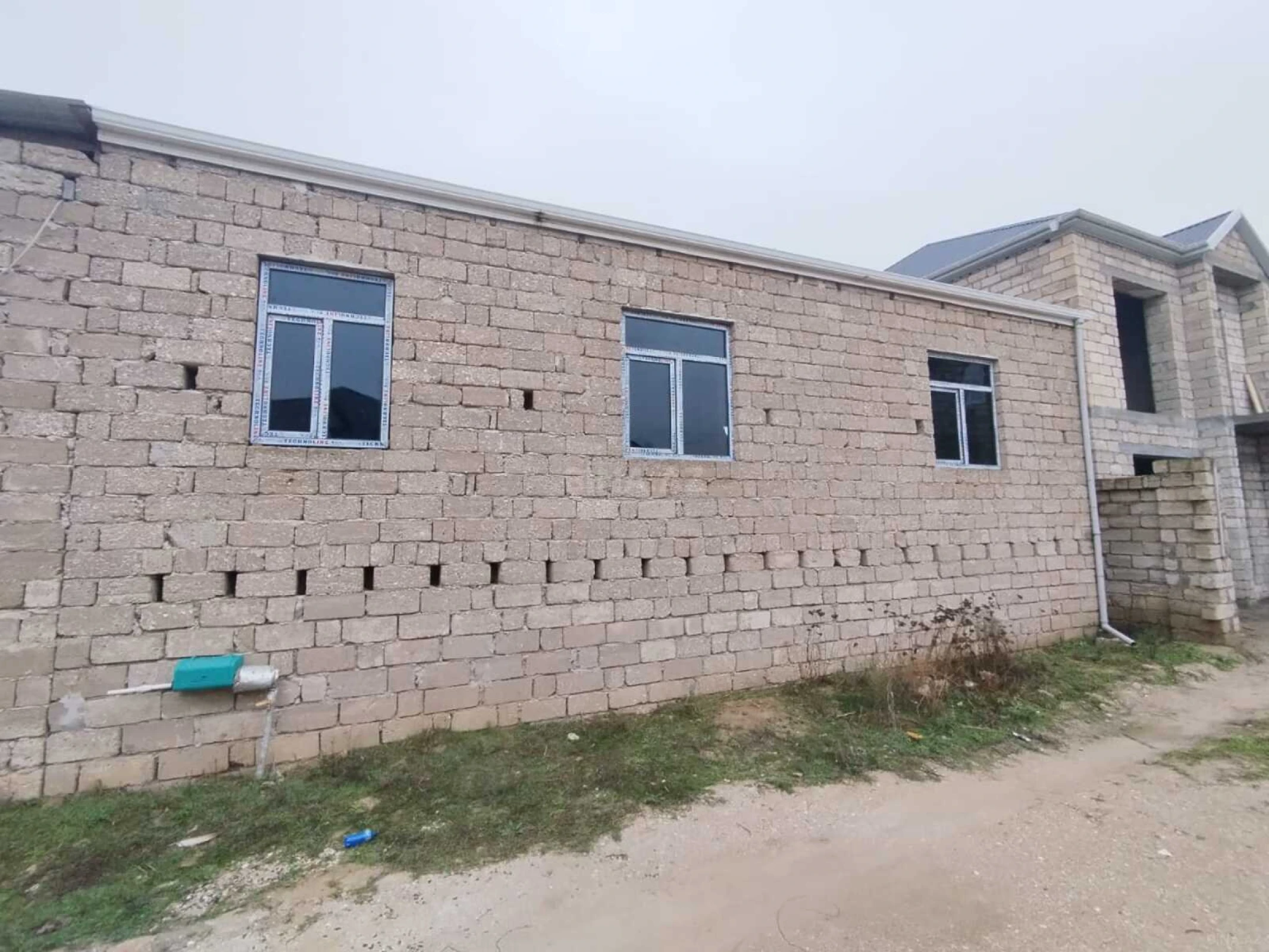 Satılır 4 otaqlı həyət evi 146 m²