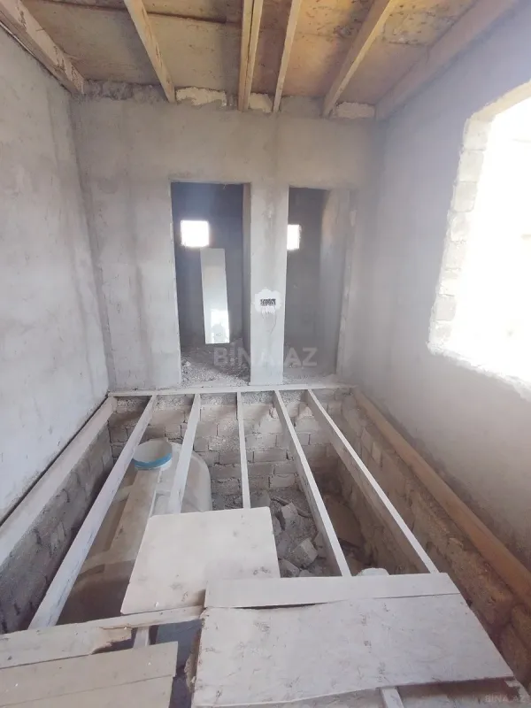 Satılır 4 otaqlı həyət evi 146 m²