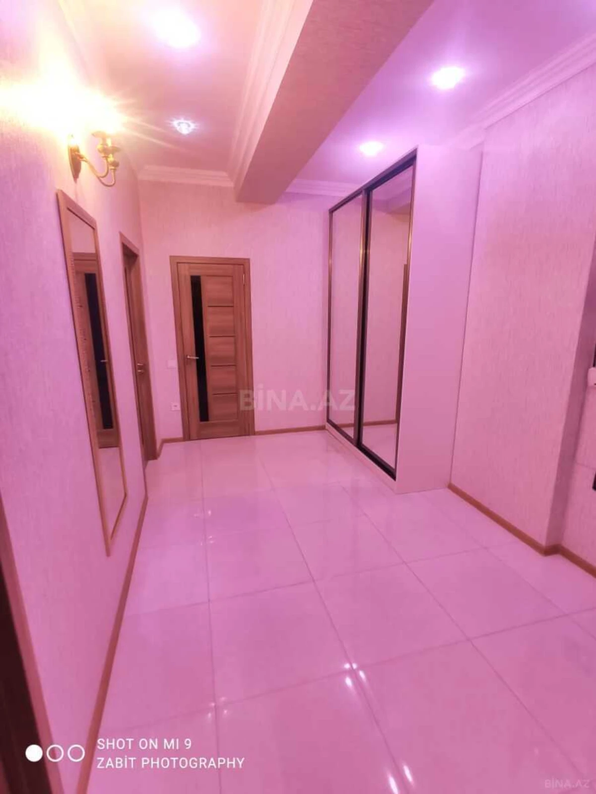 Kirayə verilir 2 otaqlı mənzil 80 m²