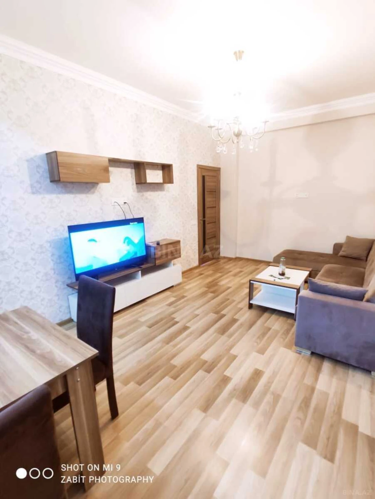 Kirayə verilir 2 otaqlı mənzil 80 m²