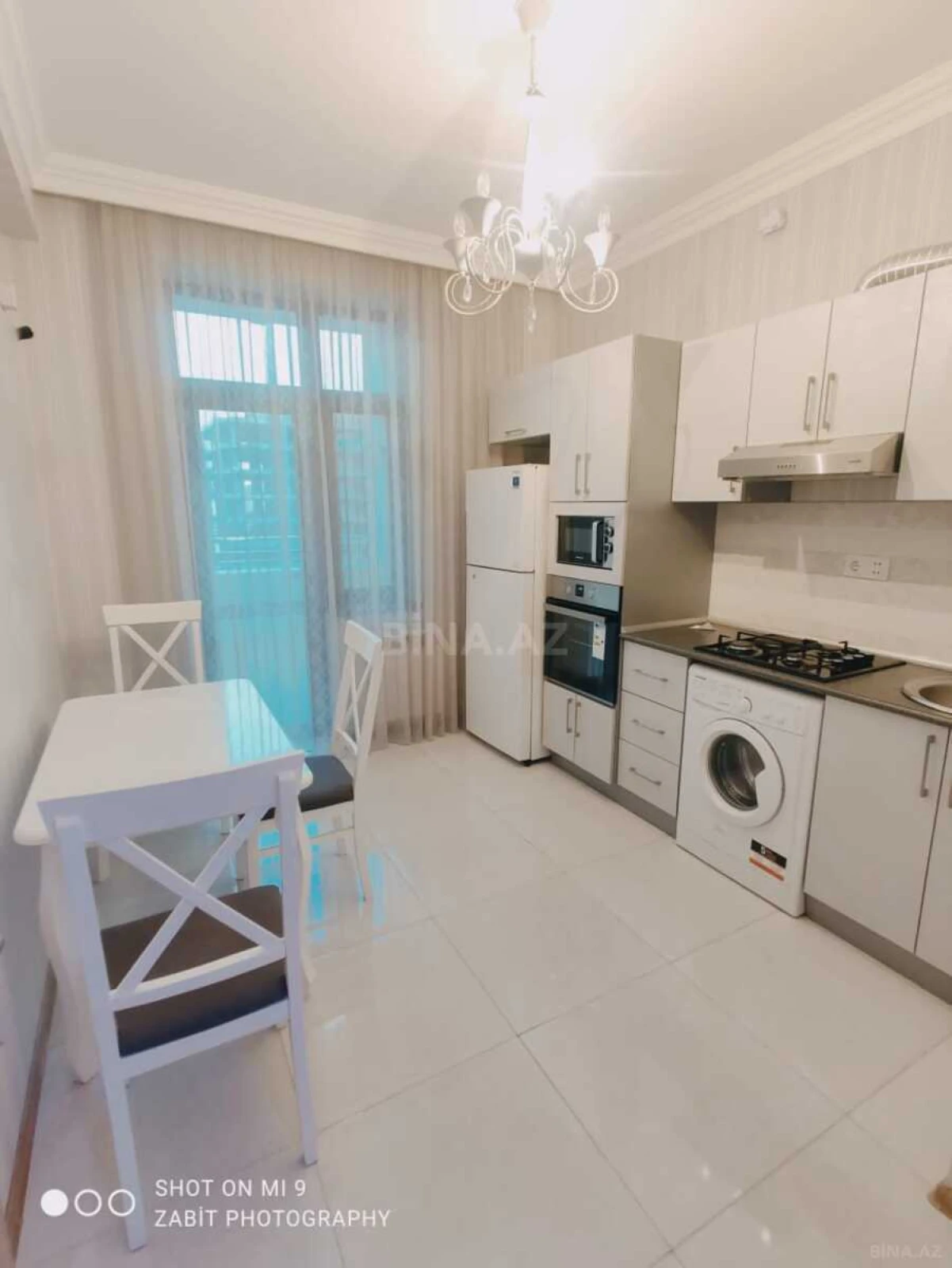Kirayə verilir 2 otaqlı mənzil 80 m²