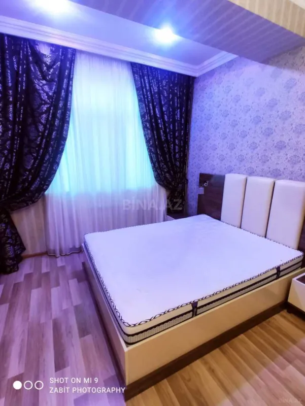 Kirayə verilir 2 otaqlı mənzil 80 m²