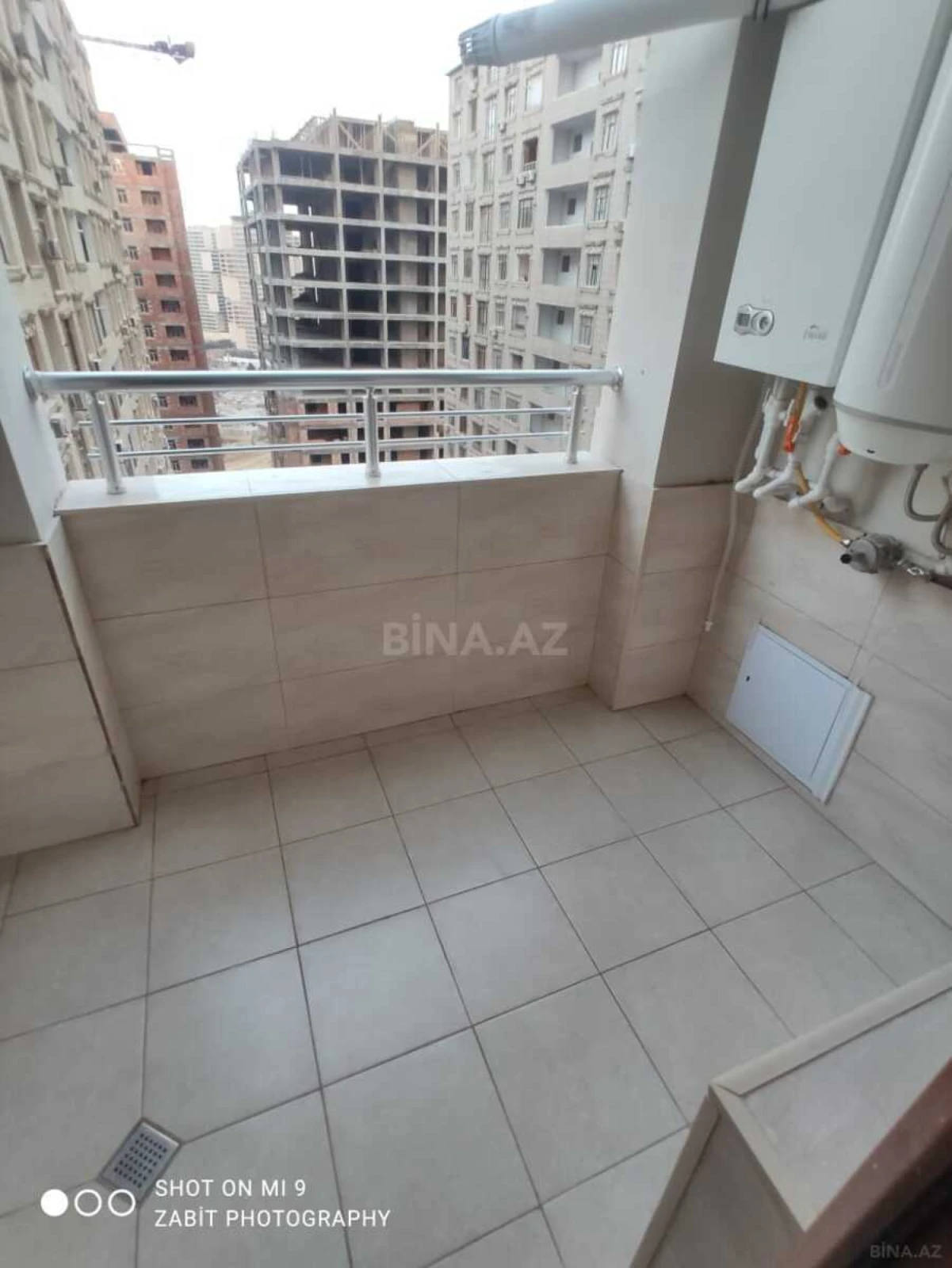 Kirayə verilir 2 otaqlı mənzil 80 m²