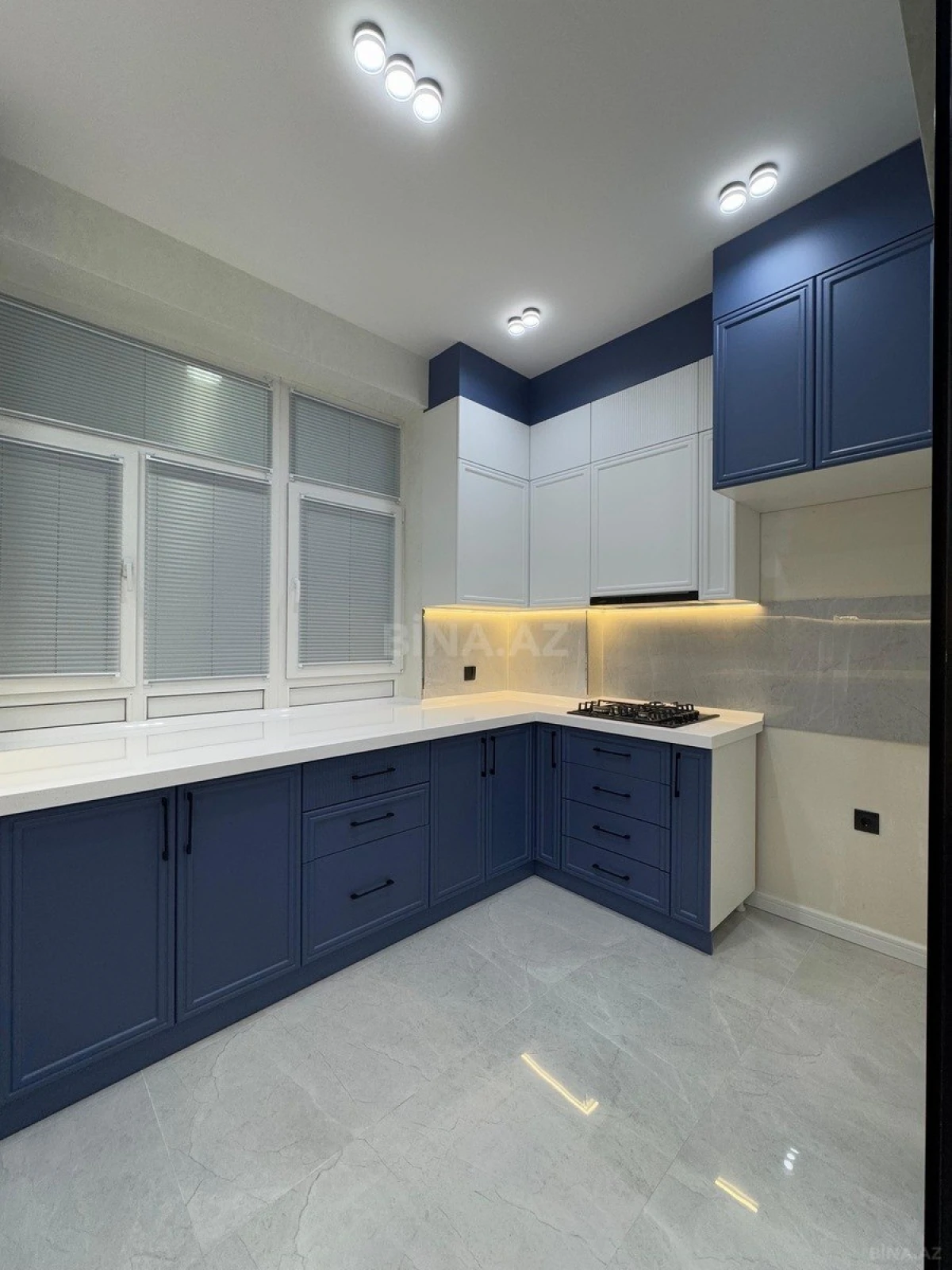 Satılır 3 otaqlı mənzil 96 m²