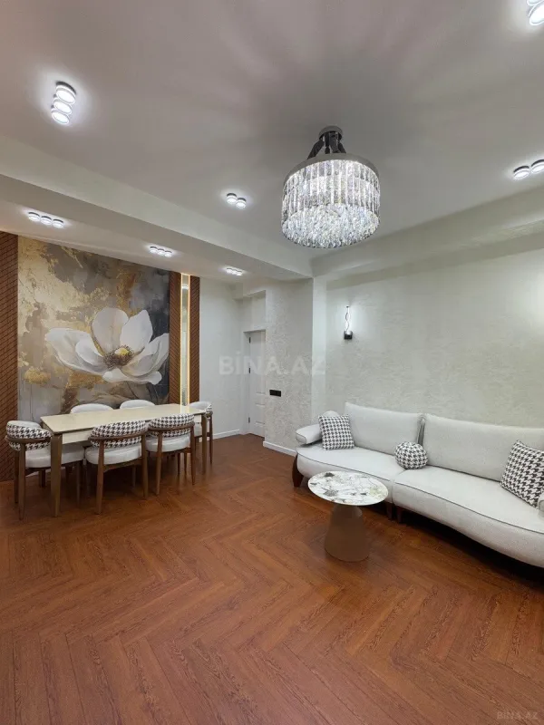 Satılır 3 otaqlı mənzil 96 m²