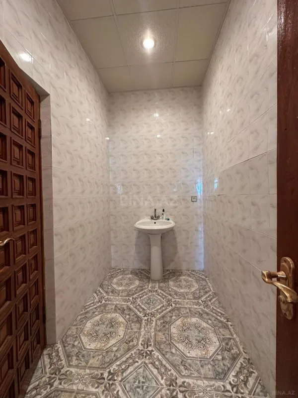 Satılır 6 otaqlı həyət evi 270 m²