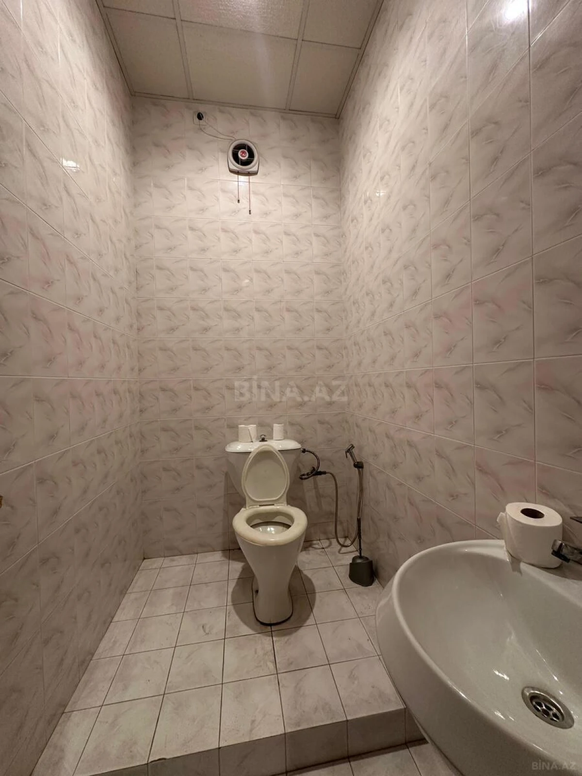 Satılır 6 otaqlı həyət evi 270 m²