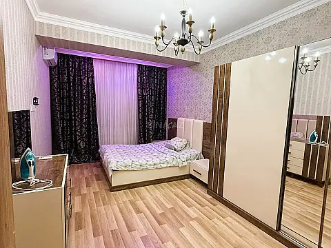 Kirayə verilir 2 otaqlı mənzil 75 m²