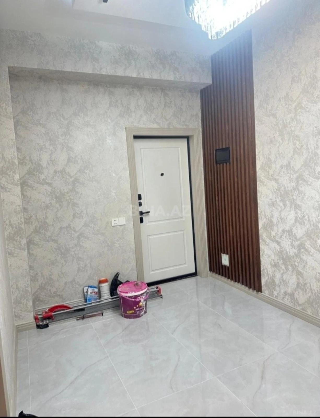 Satılır 2 otaqlı mənzil 63 m²