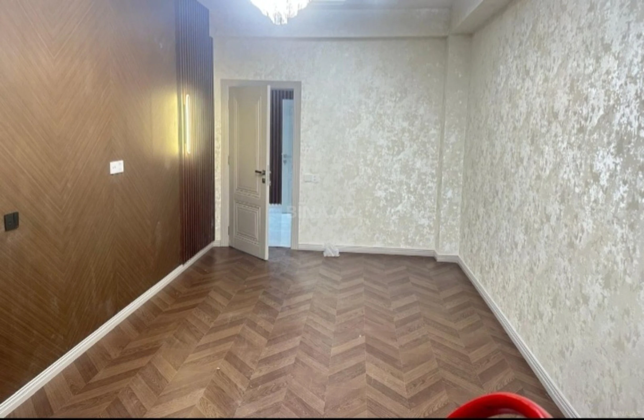 Satılır 2 otaqlı mənzil 63 m²